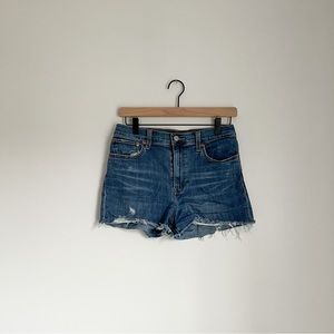Levi’s High Rise Denim Shorts - Size 29